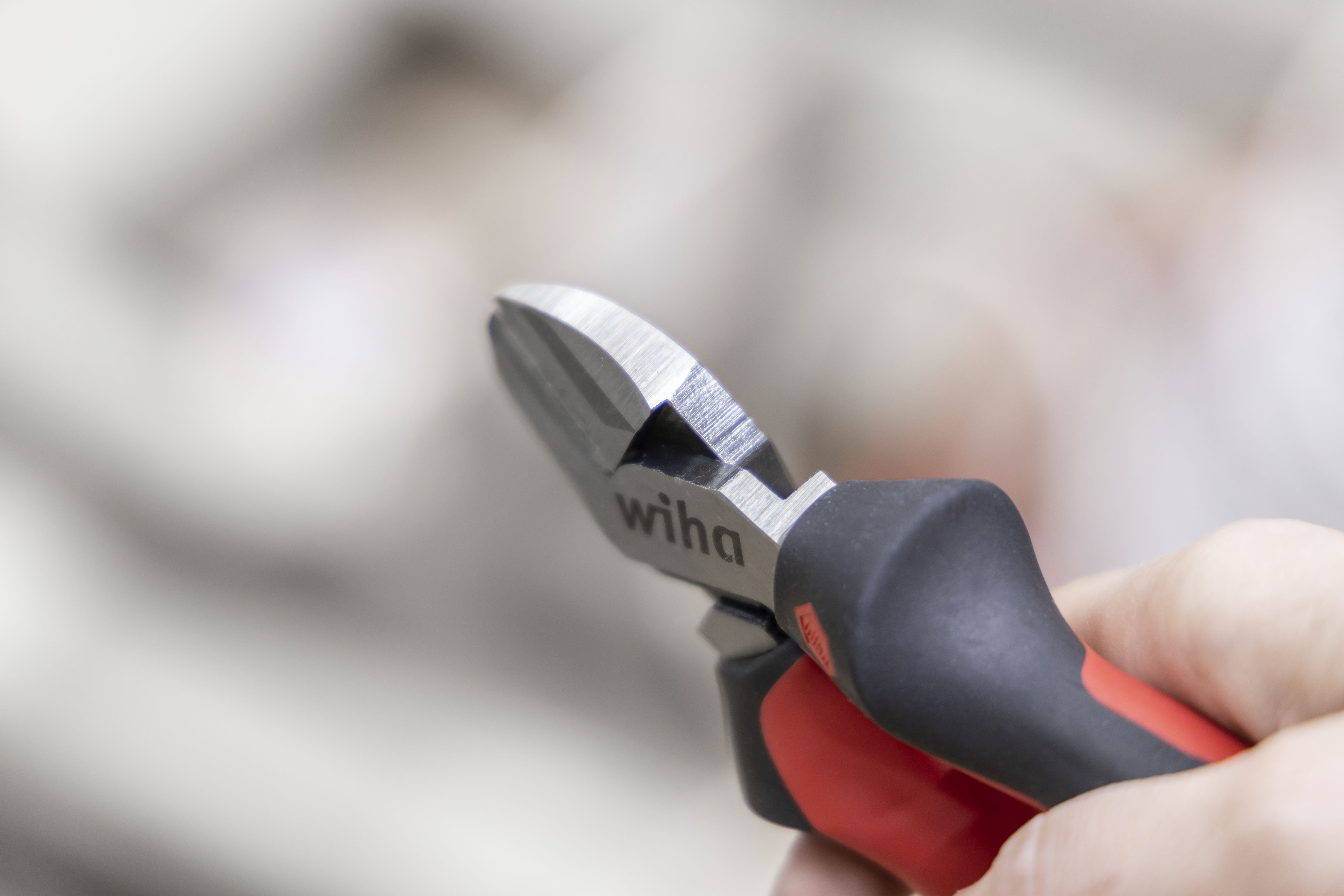 Wiha Seitenschneider Industrial mit DynamicJoint®, 160 mm