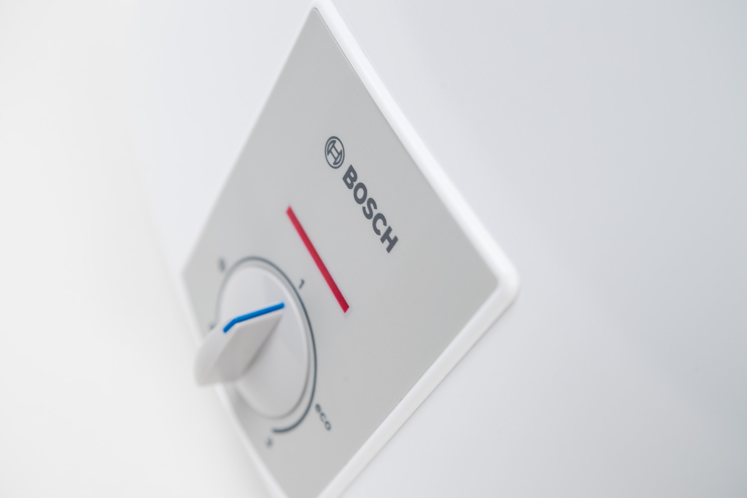 422681_4 Bosch Tronic 3500T Wandspeicher Druckfest, 80L