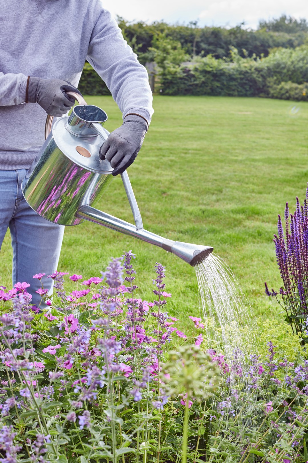 Smart Garden Gießkanne mit großer Reichweite 9L, verzinkter Stahl