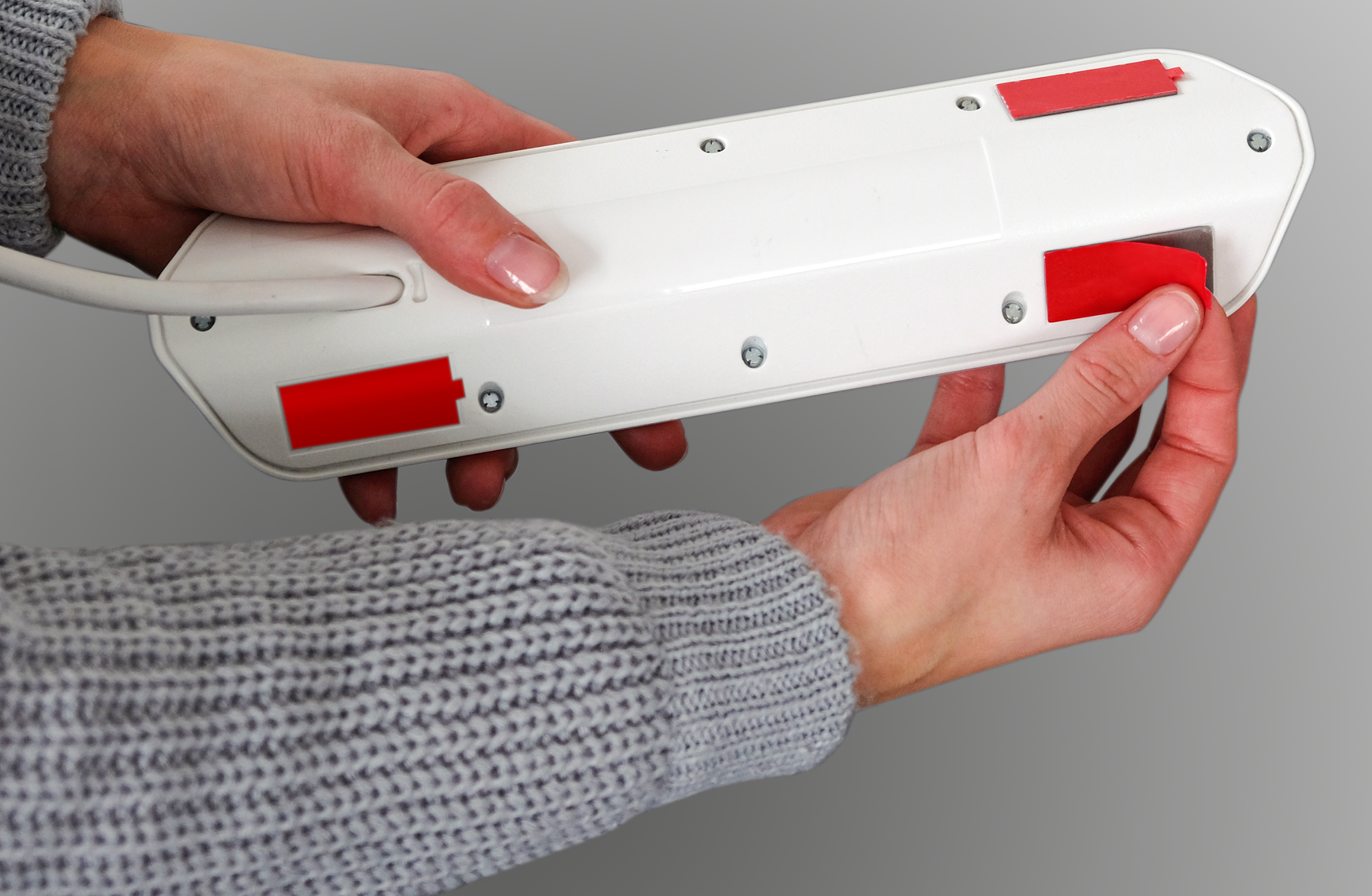 brennenstuhl®estilo Ecksteckdosenleiste 4-fach, silber/weiß brennenstuhl®estilo Ecksteckdosenleiste 4-fach, silber/weiß