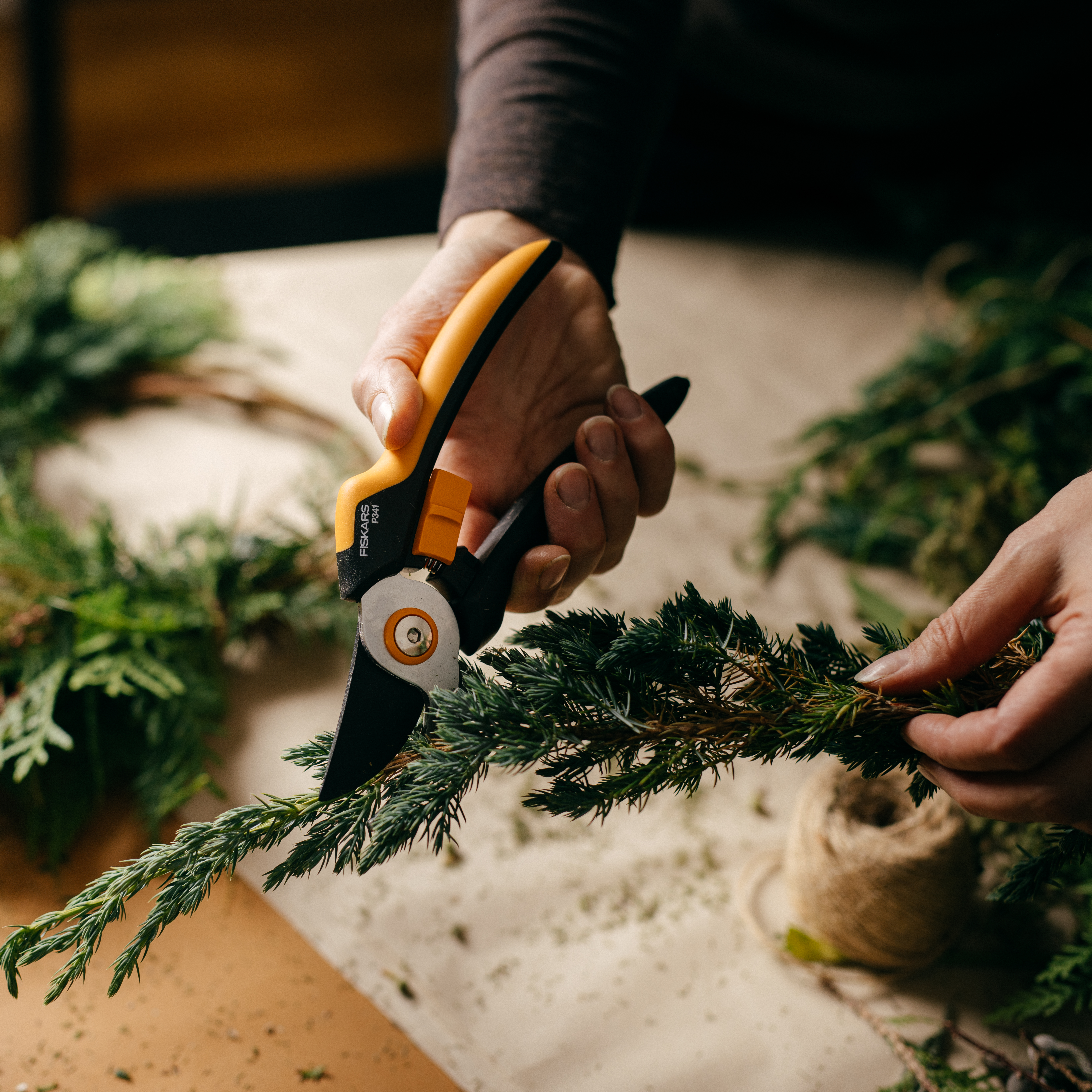 Fiskars Solid™ L Bypass-Gartenschere , P341