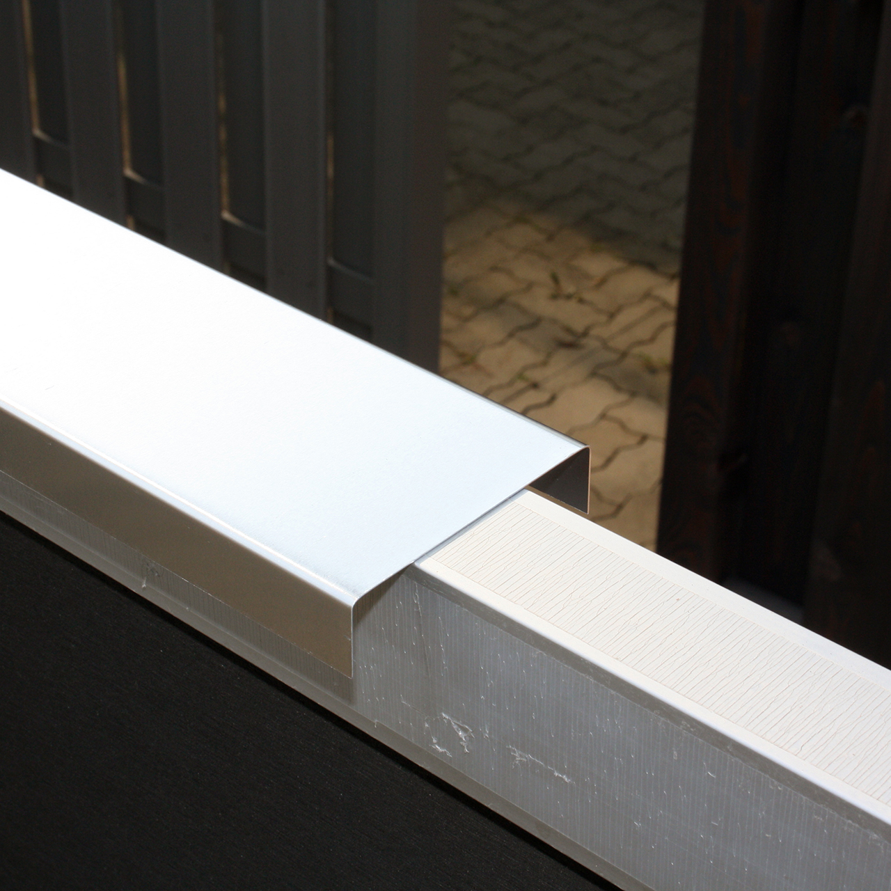 170353-1 Sarei HG17 U-Profil 20/85/20 mm, 1 m