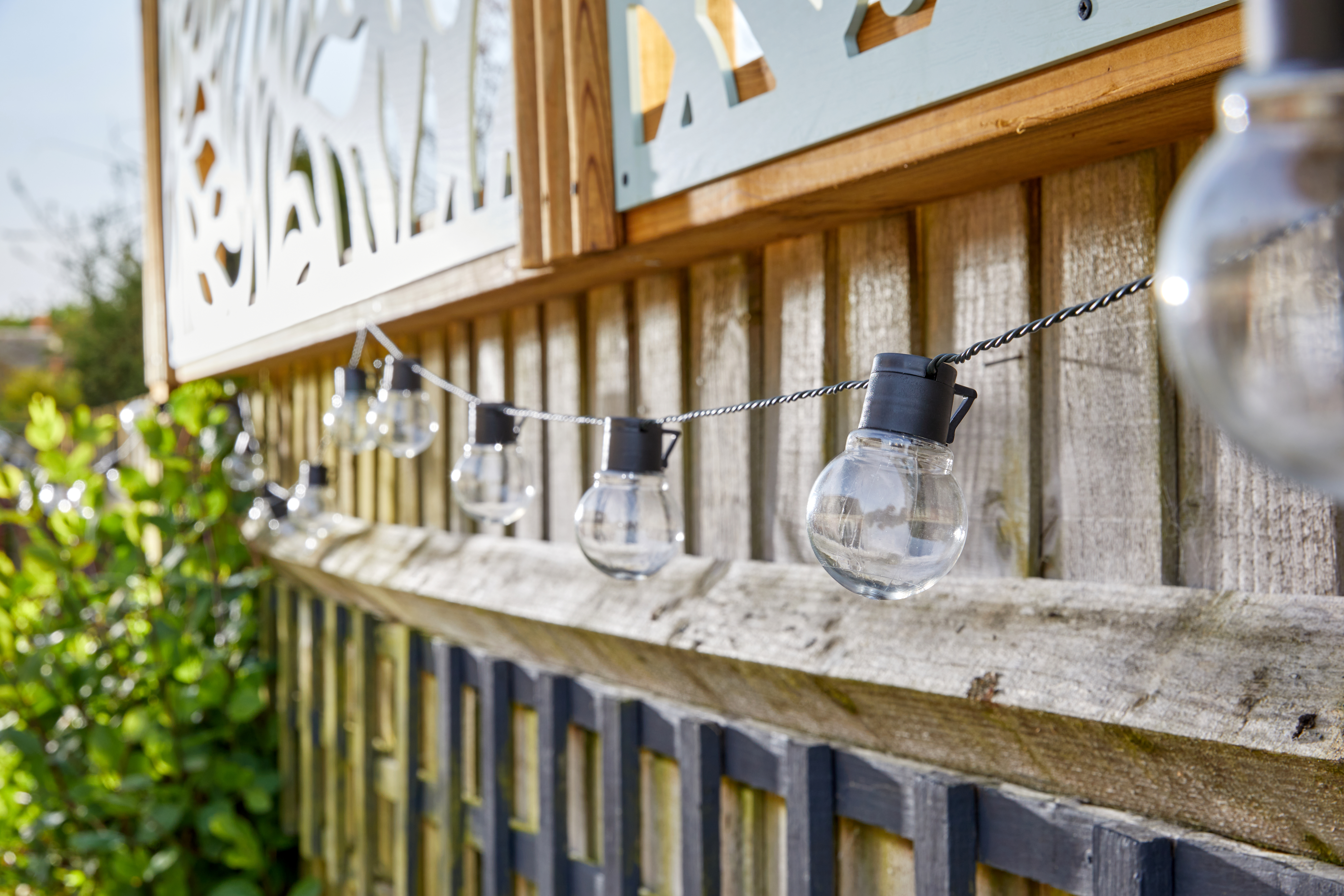 Smart Garden GloBulb Solarlichterkette, 40 Glühbirnen Smart Garden GloBulb Solarlichterkette, 40 Glühbirnen