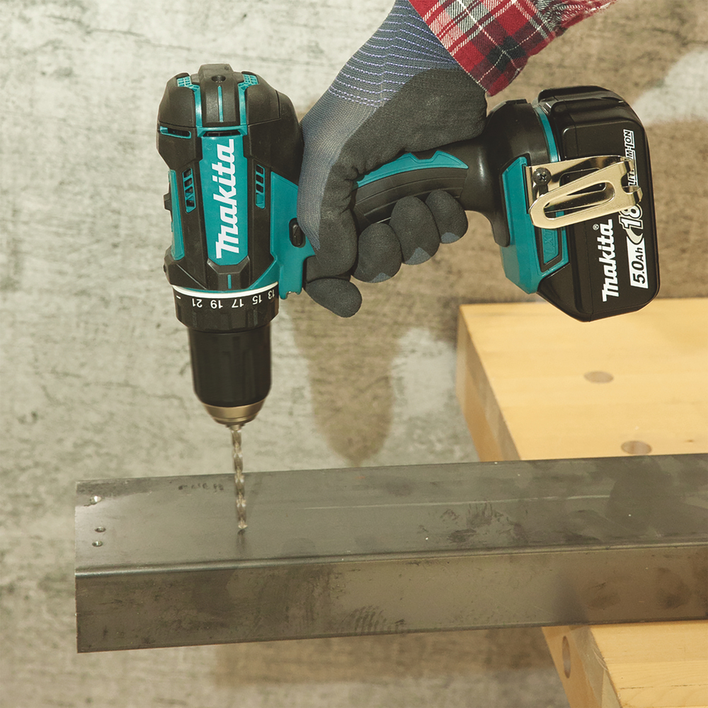 Makita Akku-Bohrschrauber DDF482, inkl. 3Ah und 18V Akku & Ladegerät